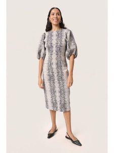 Soaked in Luxury Sukienka "Sandja" w kolorze szarym rozmiar: S. Szare sukienki Soaked in Luxury, s, bez wzorów, bez kołnierzyka, bez ramiączek, midi. Za 173,99 zł.