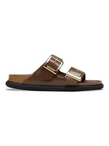 Birkenstock Klapki "Arizona" w kolorze brązowym rozmiar: 38. Brązowe klapki Birkenstock, bez wzorów, z otwartym noskiem, bez obcasa. Za 492,27 zł.
