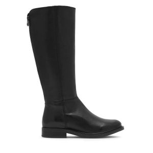 Kozaki Lasocki. Czarne kozaki Lasocki, bez wzorów, bez obcasa, na płaskiej podeszwie, bez zapięcia. Za 429,99 zł.