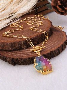 Pierres delicates Pozłacany naszyjnik z zawieszką - dł. 50 cm rozmiar: onesize. Żółte naszyjniki Pierres delicates, z kwarcem, pozłacane. Za 52,99 zł.