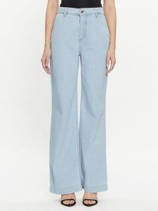 Rinascimento Jeansy CFC0117534003 Niebieski Relaxed Fit. Niebieskie jeansy Rinascimento, bez wzorów, z jeansu. Za 319,99 zł.
