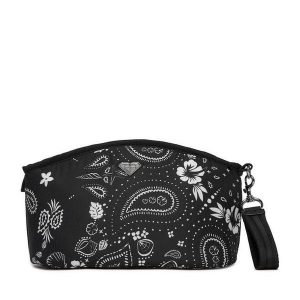 Kosmetyczka Roxy. Czarne kosmetyczki Roxy, bez wzorów, z materiału. Za 49,99 zł.