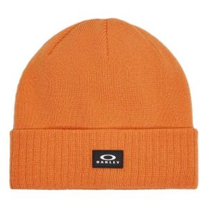 Oakley Czapka Beanie Ribbed 2.0 Fos900258-73K. Brązowe czapki Oakley, z aplikacjami, prążkowane. Za 112,99 zł.