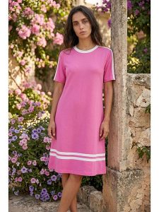 SOULSHAE Sukienka w kolorze różowym rozmiar: L/XL. Różowe sukienki SOULSHAE, l, bez wzorów, z wiskozy, bez kołnierzyka, bez ramiączek, midi. Za 139,95 zł.