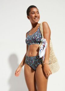 Bikini bustier (2 części). Niebieskie bikini bonprix, bez wzorów. Za 134,99 zł.