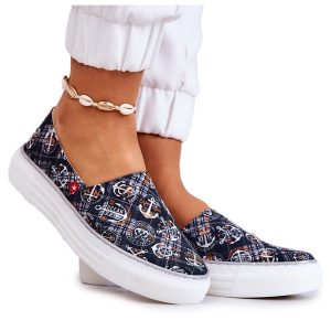 Damskie Tenisówki Slip On Memory Foam Big Star JJ276012 Czarne. Czarne trampki bez wzorów, przed kostkę, bez zapięcia. Za 229,32 zł.