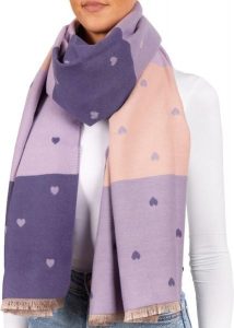 X2 Szalik Cashmirillo 70 x 200 cm - wzór w serca - Liliowy i Różowy. Fioletowe szaliki X2, na jesień, bez wzorów, z kaszmiru. Za 119,00 zł.