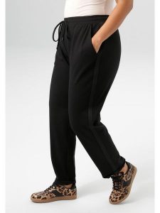 Aniston Spodnie w kolorze czarnym rozmiar: 50. Czarne spodnie z wysokim stanem Aniston, bez wzorów, z materiału, z podwyższonym stanem. Za 116,45 zł.