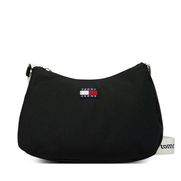 Torebka Tommy Jeans. Czarne torebki klasyczne Tommy Jeans, bez wzorów, z jeansu, bez dodatków. Za 152,99 zł.