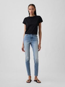 GAP Dżinsy - Skinny fit - w kolorze błękitnym rozmiar: W26. Niebieskie jeansy GAP, bez wzorów, z podwyższonym stanem. Za 113,63 zł.