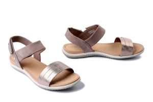 GEOX D S.VEGA F D02R6F 09ACF C5004 sand, sandały damskie. Brązowe sandały Geox, bez wzorów, bez obcasa, bez zapięcia. Za 343,92 zł.