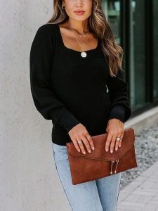 LA Angels Bluzka w kolorze czarnym rozmiar: L. Czarne bluzki LA Angels, l, bez wzorów, bez kołnierzyka, bez ramiączek. Za 139,54 zł.