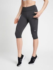 Damskie legginsy 3/4 Newline Hw. Szare legginsy Newline, bez wzorów, z dżerseju, z standardowym stanem. Za 319,00 zł.