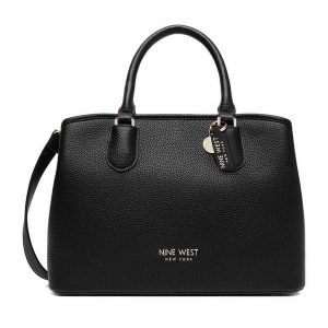 Torebka Nine West. Czarne torebki klasyczne Nine West, bez wzorów, bez dodatków. Za 249,99 zł.