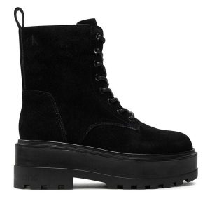 Trapery Calvin Klein Jeans. Czarne buty zimowe Calvin Klein Jeans, z jeansu, bez obcasa, bez zapięcia. Za 449,99 zł.