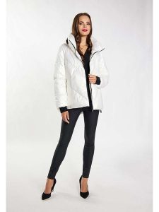 Schmuddelwedda Kurtka pikowana w kolorze białym rozmiar: M. Białe kurtki Schmuddelwedda, m, bez wzorów, bez kaptura. Za 205,93 zł.