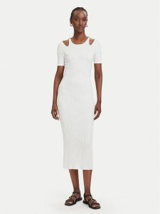 Fracomina Sukienka dzianinowa FJ26SD5001K56501 Kremowy Slim Fit. Białe kombinezony Fracomina, m, bez wzorów, z dzianiny, bez kołnierzyka, bez ramiączek. Za 499,99 zł.