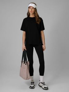 4F Legginsy dzianinowe damskie - czarne XXL. Czarne legginsy 4f, bez wzorów, z bawełny, z podwyższonym stanem. Za 99,99 zł.