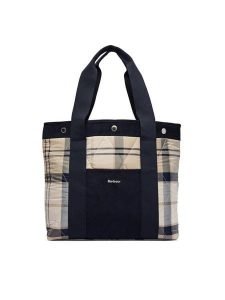 Barbour Torebka Healy LBA0433NY18 Granatowy. Niebieskie torebki klasyczne Barbour, bez wzorów, z materiału, bez dodatków. Za 459,99 zł.