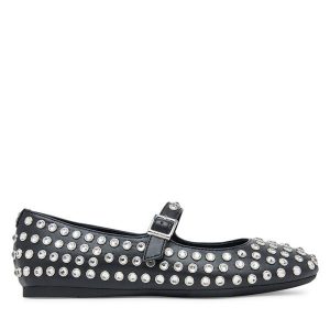Baleriny Guess. Czarne balerinki Guess, z aplikacjami, bez obcasa, bez zapięcia. Za 489,99 zł.