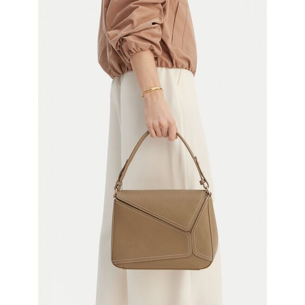 Torebka GINO ROSSI. Brązowe torebki klasyczne Gino Rossi, bez wzorów, bez dodatków. Za 199,99 zł.