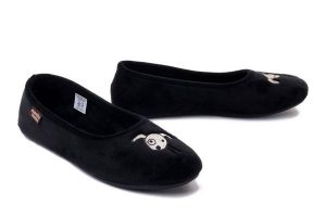MANITU 340059-01 schwarz, kapcie damskie. Czarne kapcie Manitu, bez wzorów, z polaru. Za 159,90 zł.