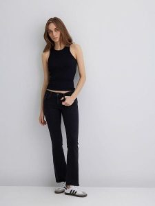 MAVI Dżinsy "Bella" - Flared fit - w kolorze czarnym rozmiar: W29/L32. Czarne jeansy Mavi, bez wzorów. Za 138,45 zł.