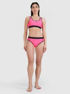 4F Dół od bikini damski - różowy L. Czerwone bikini 4f, bez wzorów, z elastanu. W wyprzedaży za 59,99 zł.