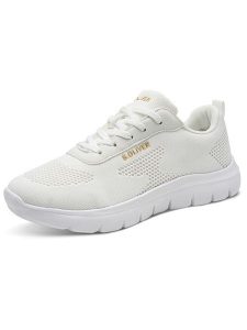S.Oliver Sneakersy w kolorze białym rozmiar: 38. Białe trampki s.Oliver, bez wzorów, z materiału, bez zapięcia. Za 141,19 zł.