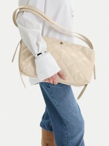 Badura Torebka CEO-ODI-LDA8618 Écru. Torebki klasyczne Badura, bez wzorów, z materiału, bez dodatków. Za 229,99 zł.