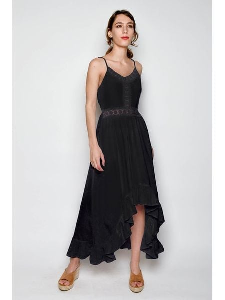 Tarifa Sukienka w kolorze czarnym rozmiar: XL. Czarne sukienki Tarifa, xl, bez wzorów, z bawełny, bez kołnierzyka, bez ramiączek, maxi. Za 127,65 zł.