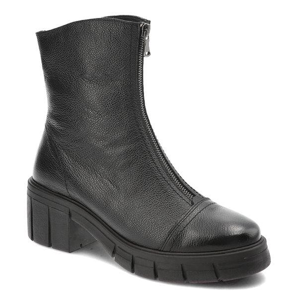 Czarne Botki Armodo Modne Buty Damskie Zapinane Na Zamek. Czarne botki Armodo, bez wzorów, z materiału, bez obcasa, na obcasie, bez zapięcia. Za 429,00 zł.