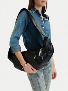 G-Star Raw Torebka C-LA482-4013-1 Czarny. Czarne torebki klasyczne G-Star Raw, bez wzorów, z materiału, bez dodatków. Za 199,99 zł.