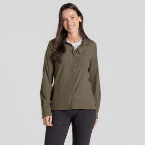 Koszula podróżnicza damska Craghoppers NosiLife Pro LS Shirt V. Zielone koszule Craghoppers, bez wzorów, bez kołnierzyka, bez ramiączek. Za 398,99 zł.