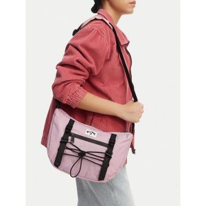 Torebka Billabong. Fioletowe listonoszki Billabong, bez wzorów, bez dodatków. Za 59,99 zł.