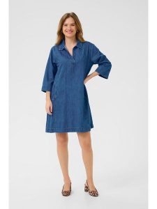 CULTURE Sukienka dżinsowa w kolorze niebieskim rozmiar: S. Niebieskie sukienki Culture, na co dzień, s, bez wzorów, bez kołnierzyka, bez ramiączek, midi, proste. Za 168,46 zł.