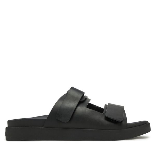 Klapki Calvin Klein. Czarne klapki Calvin Klein, bez wzorów, bez obcasa. Za 262,99 zł.