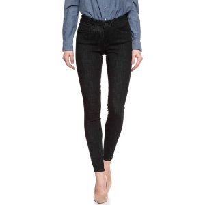 WRANGLER SKINNY RINSE BLACK W28KHS32R 112128275. Czarne rurki Wrangler, z bawełny. W wyprzedaży za 79,99 zł.