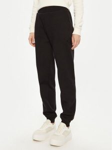 Calvin Klein Jeans Spodnie dresowe Raised J20J224841 Czarny Relaxed Fit. Czarne spodnie dresowe Calvin Klein Jeans, xl, bez wzorów, z dresówki. Za 249,99 zł.