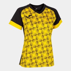 Koszulka do piłki nożnej damska Joma Supernova III. Czarne bluzki JOMA, l, bez wzorów, sportowe, bez kołnierzyka, bez ramiączek. W wyprzedaży za 83,00 zł.