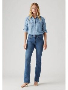 Levi's Dżinsy - Comfort fit - w kolorze błękitnym rozmiar: W31/L30. Niebieskie jeansy Levi's®, bez wzorów. Za 243,64 zł.