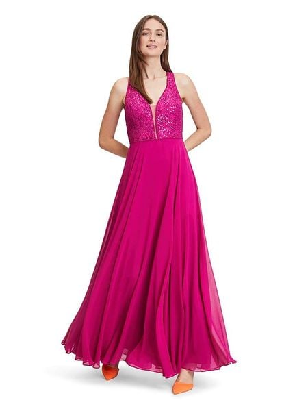 Vera Mont Sukienka w kolorze różowym rozmiar: 38. Różowe sukienki Vera Mont, bez wzorów, z koronki, bez kołnierzyka, bez ramiączek, maxi. Za 527,45 zł.