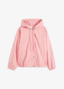 Bejsbolówka oversize. Czerwone kurtki bonprix, bez wzorów. Za 159,99 zł.