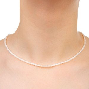 Naszyjnik z białych drobnych pereł kolia chocker. Białe naszyjniki Enaya, z perłą, pozłacane. Za 218,00 zł.