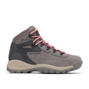 Buty Columbia Newton Ridge Plus. Szare buty trekkingowe Columbia, bez zapięcia. Za 489,99 zł.