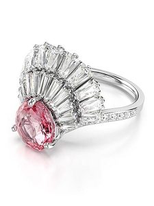 Swarovski Pierścionek z cyrkoniami i kryształami rozmiar: 50. Różowe pierścionki Swarovski, z cyrkonią, metalowe. Za 260,99 zł.