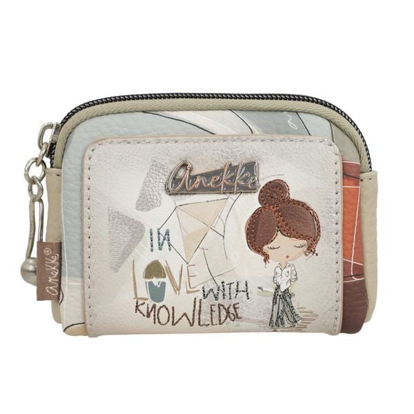 Portfel damski Anekke, etui na klucze z ozdobnym nadrukiem i metalowym logo zapinane na suwak kompaktowe i poręczne idealne do torebki lub plecaka, m. Portfele Anekke, bez wzorów. Za 109,00 zł.