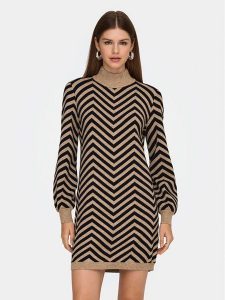ONLY Sukienka dzianinowa Julia 15366284 Brązowy Regular Fit. Brązowe kombinezony ONLY, m, bez wzorów, z dzianiny, bez kołnierzyka, bez ramiączek. Za 169,99 zł.