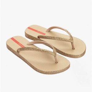 Japonki basenowe damskie Ipanema Maxi Gold. Żółte klapki Ipanema, bez wzorów, z materiału, bez obcasa. Za 86,24 zł.