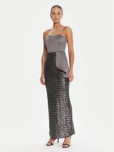 Rinascimento Sukienka wieczorowa CFC0124976003 Szary Slim Fit. Szare sukienki Rinascimento, xs, bez wzorów, z syntetyku, wizytowe, bez kołnierzyka, bez ramiączek. Za 679,99 zł.